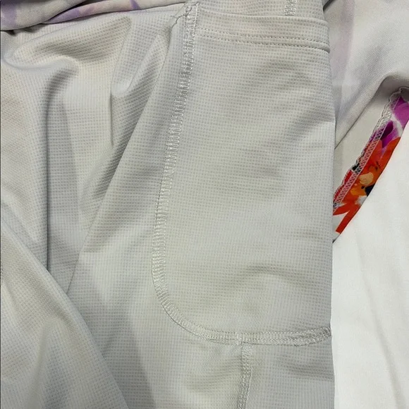 Dona Jo athletic/pickleball skort, size medium - Picture 6 of 9